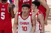 开云公司-男篮最强“暑假工”！王俊杰回归国家队首秀轰18+14&amp;amp;高达11前场板
